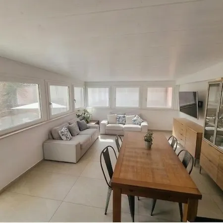 Piano Terra Con Giardino * 法诺