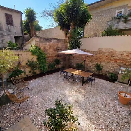 Appartement Piano Terra Con Giardino *