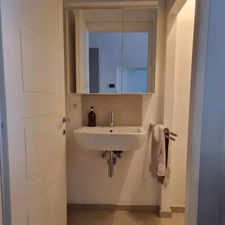Appartement Piano Terra Con Giardino Fano