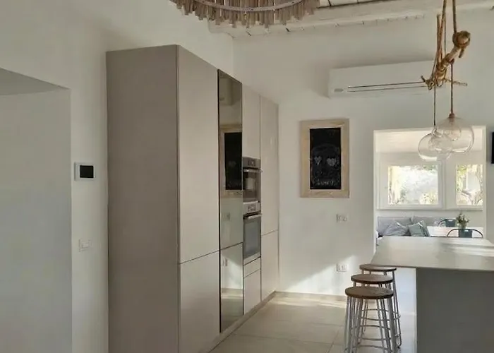 Piano Terra Con Giardino 公寓 法诺